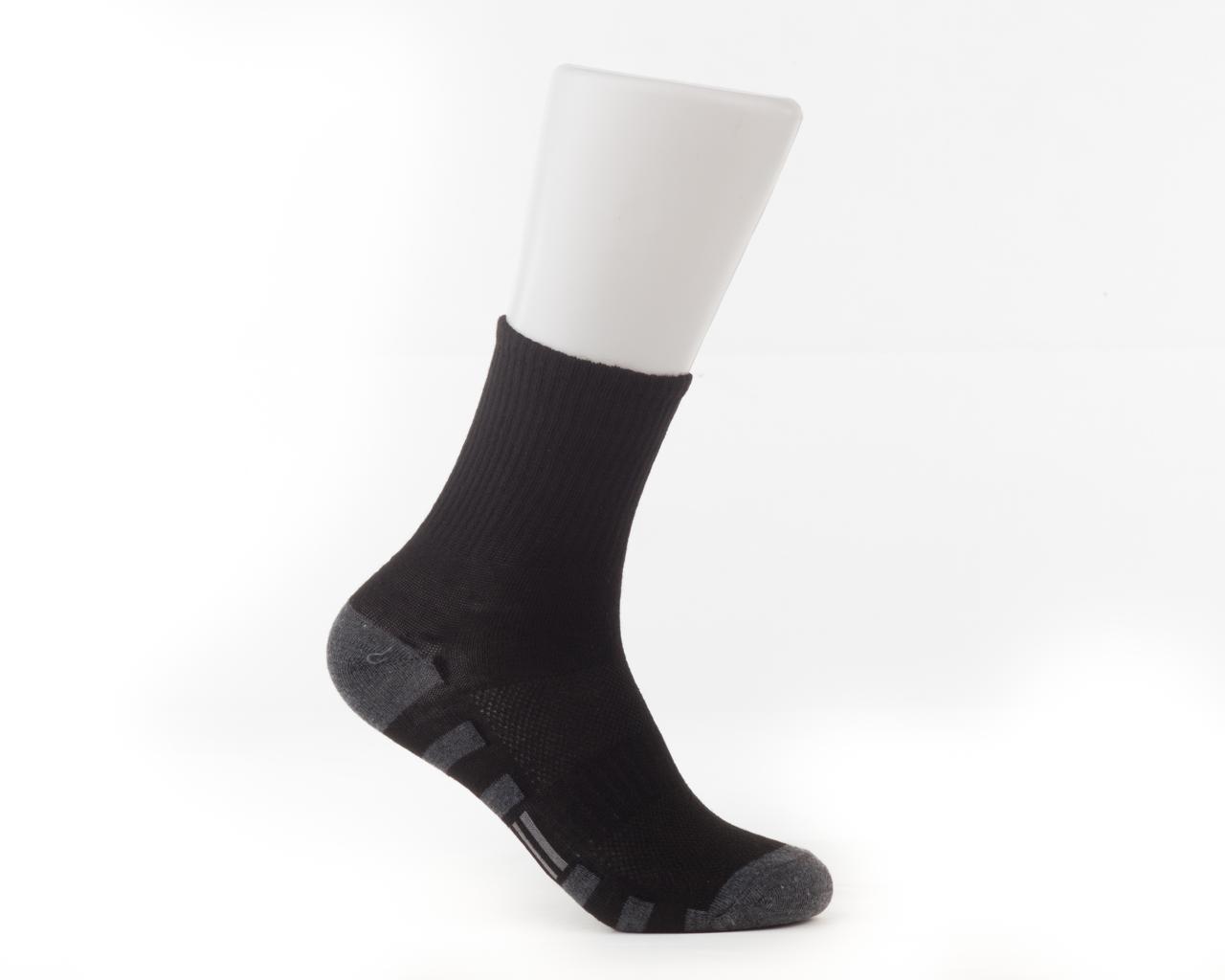 Men's Accessories - Single Pair of Black Outdoor Gym & Sports Socks